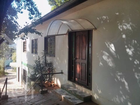 Image 28 - 250178